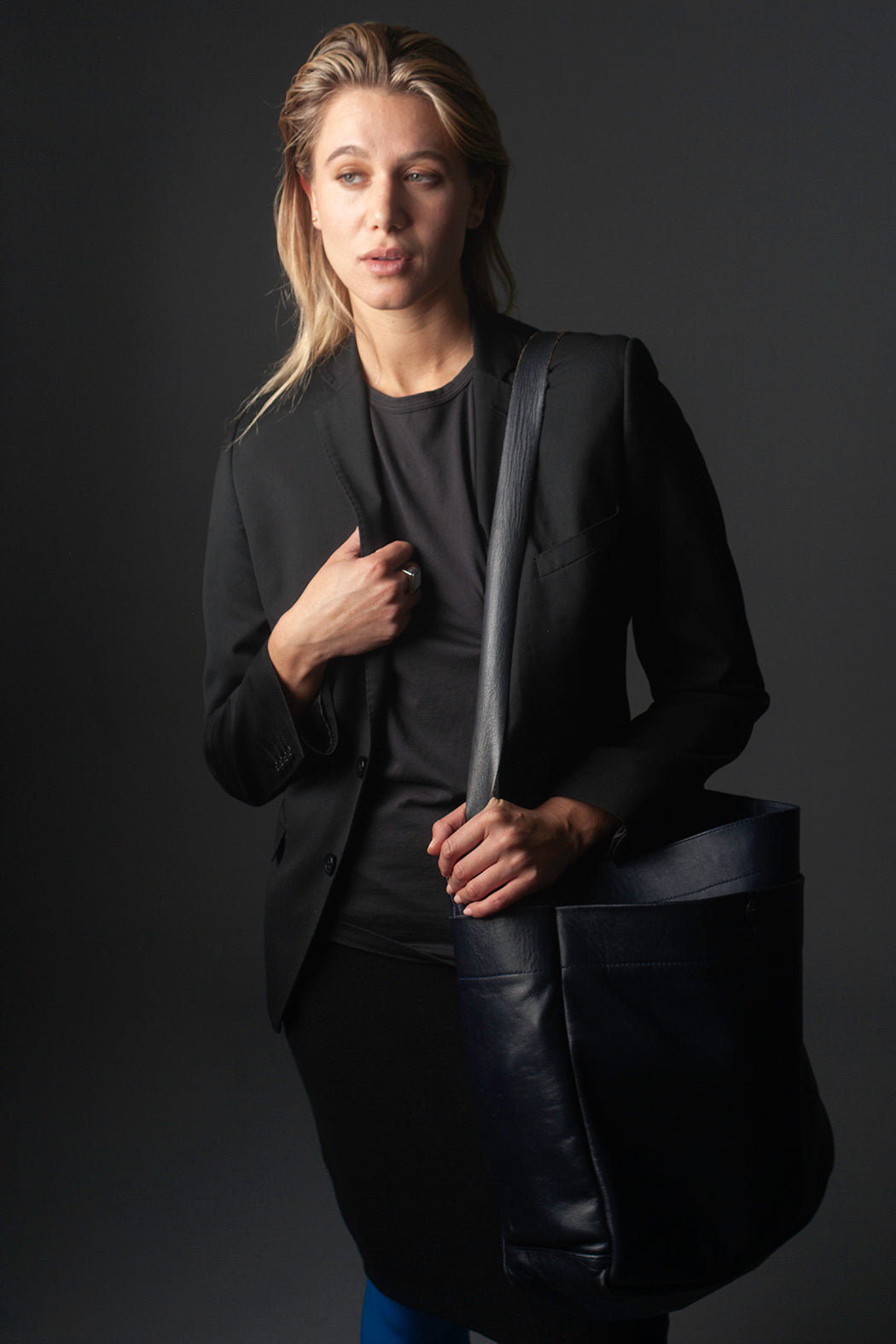 NAVY WATER BUFFALO TOTE