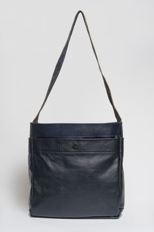 NAVY WATER BUFFALO TOTE